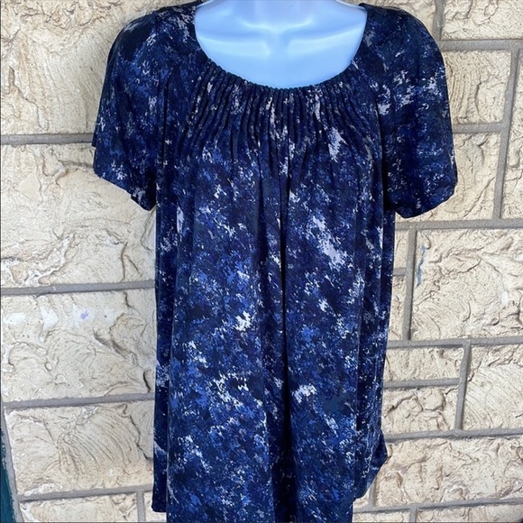 Daisy Fuentes Tunic top Abstract Size Med Flows Stretch Comfy - Picture 4 of 8